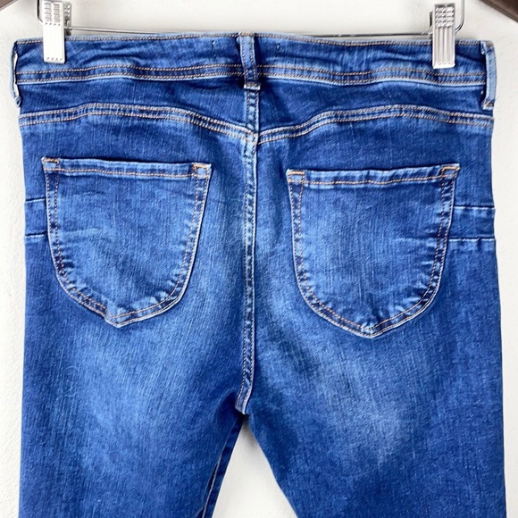 FOREVER 21 |👖 PUSH UP Style Blue Faded High-Rise Stretchy Denim Jeans - Picture 3 of 6